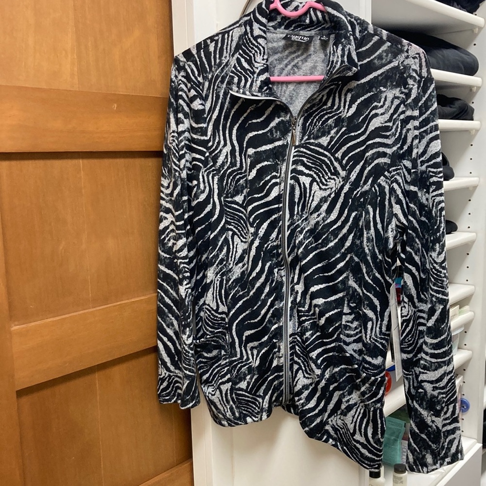 Animal print zip up